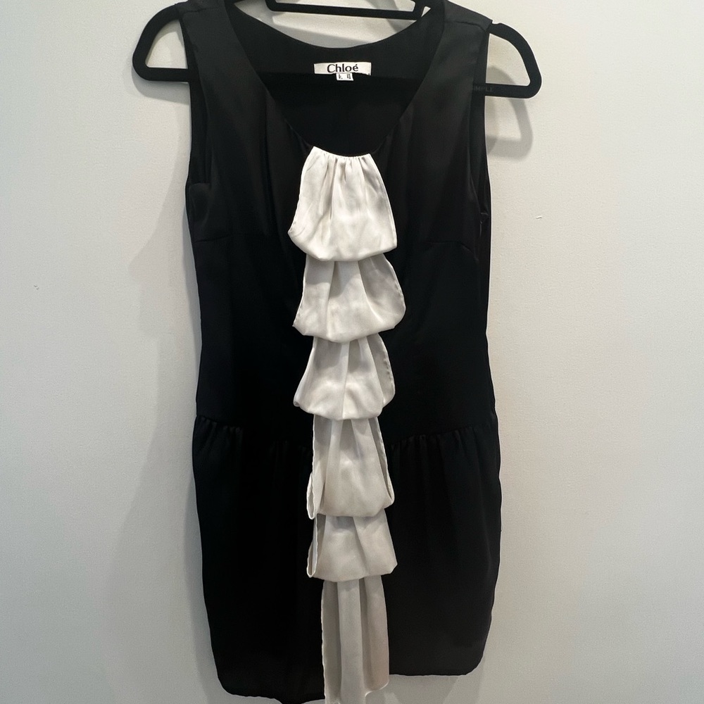 Chloe silk black dress with white silk bow detailing in front - Picture 2 of 3